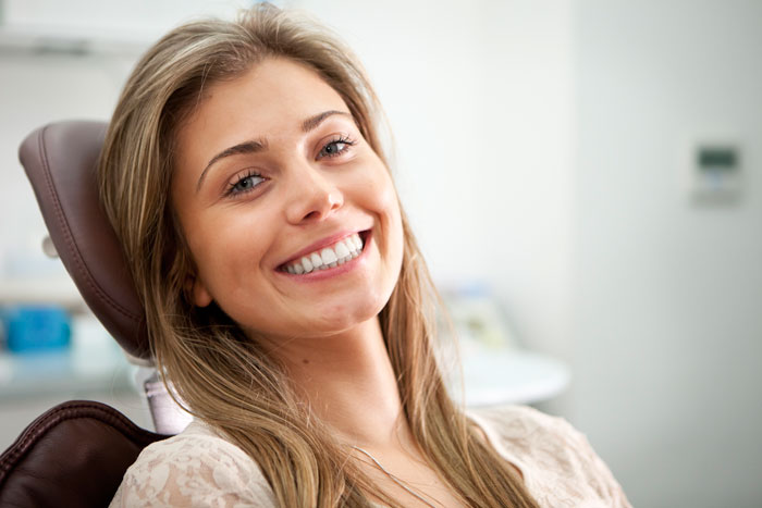 Whitening Toothpaste That Works Without Causing Sensitivity