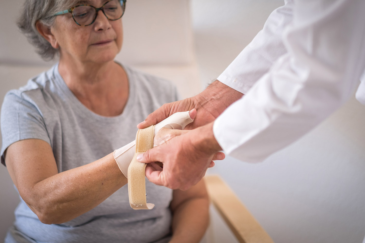 Parkinsonism: Causes, Symptoms, Diagnosis, and Treatment Approaches