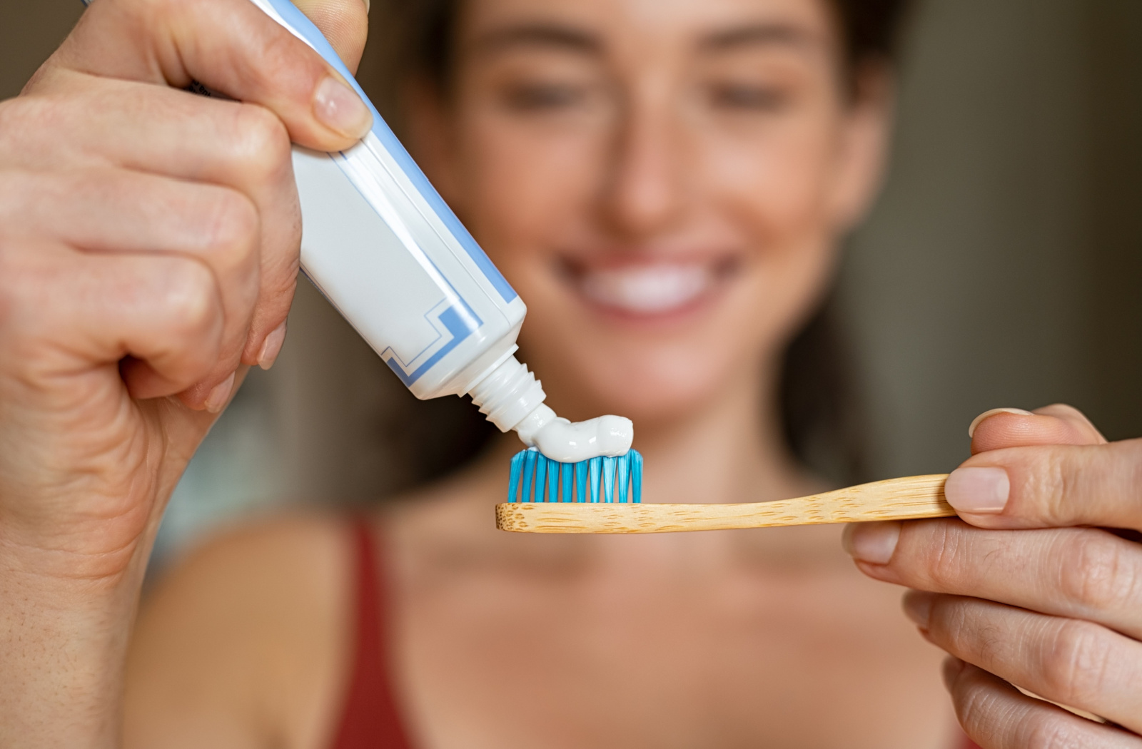 Choosing the Right Toothpaste: A Comprehensive Guide to Oral Health