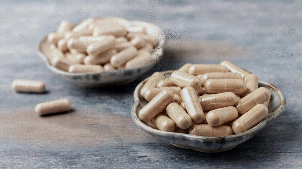 Ashwagandha Capsules for Stress: Benefits, Dosage, Side Effects, and Product Comparisons