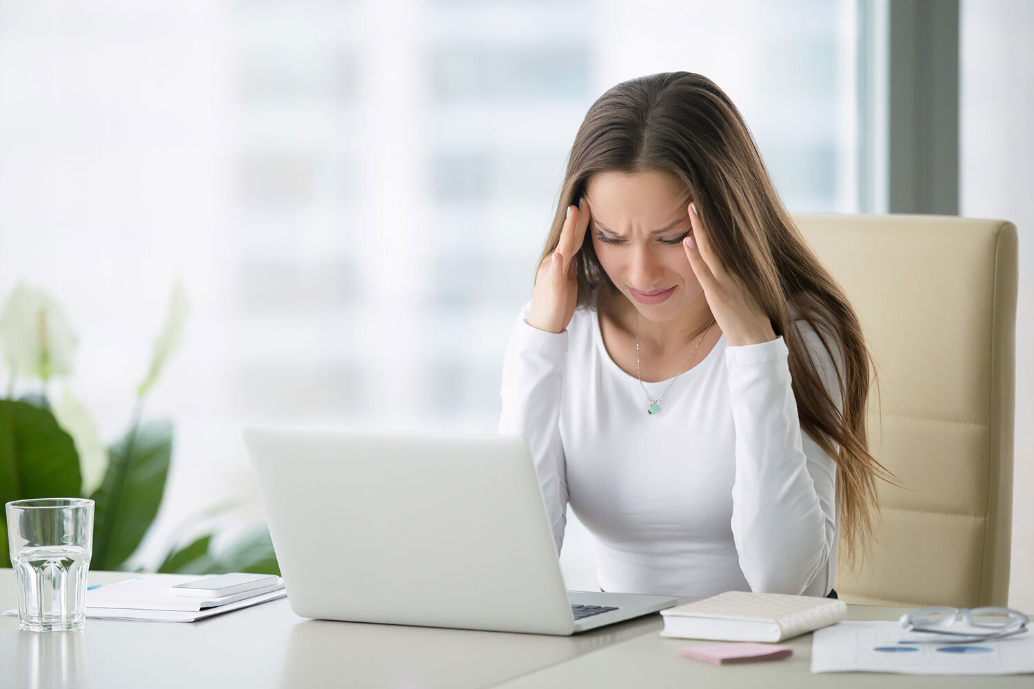 Effective Insights into Migraines: Causes, Symptoms, Management, and Prevention