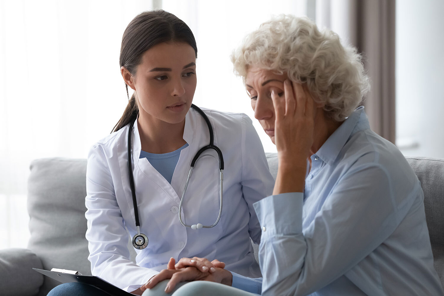 Migraine: Causes, Symptoms, Diagnosis, and Effective Management