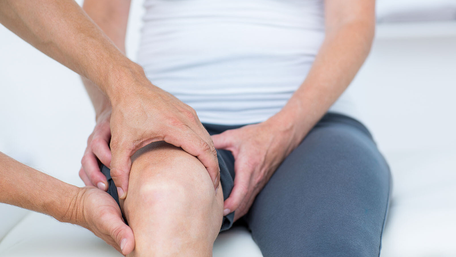 Knieschmerz verstehen: Ursachen, Behandlung und Tipps für den Alltag