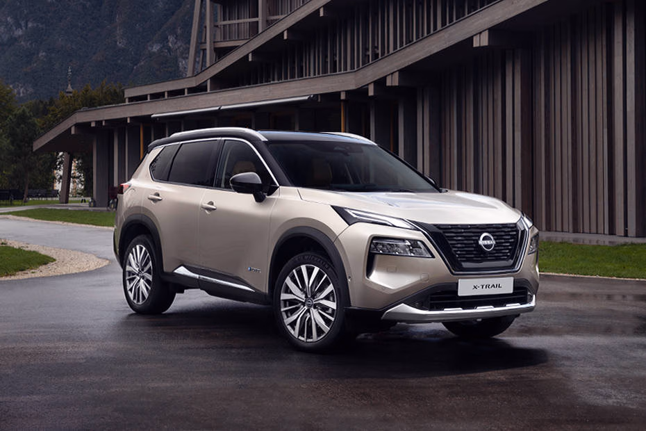 Mid-Size Luxury SUVs: The Perfect Blend of Power and Refinement